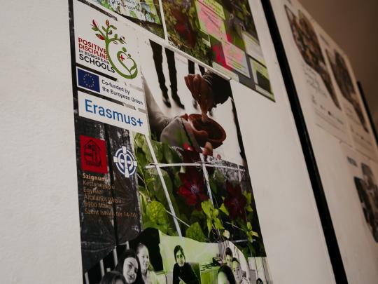 Decoration: posters 2